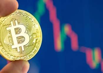 Является ли это рынком давлением или просто возвращается к реальности для биткоинов