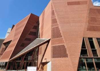 Лондонская школа экономики объявляет первый онлайн-курс Криптовалюты