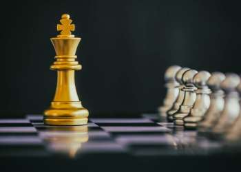 Миллиардер-инвестор: большинство криптосистем потерпят неудачу; биткоин — король