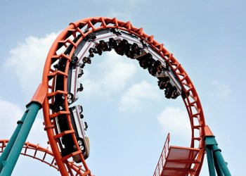 Что толкает крипто и биткоин, чтобы окунуться в годовые минимумы?